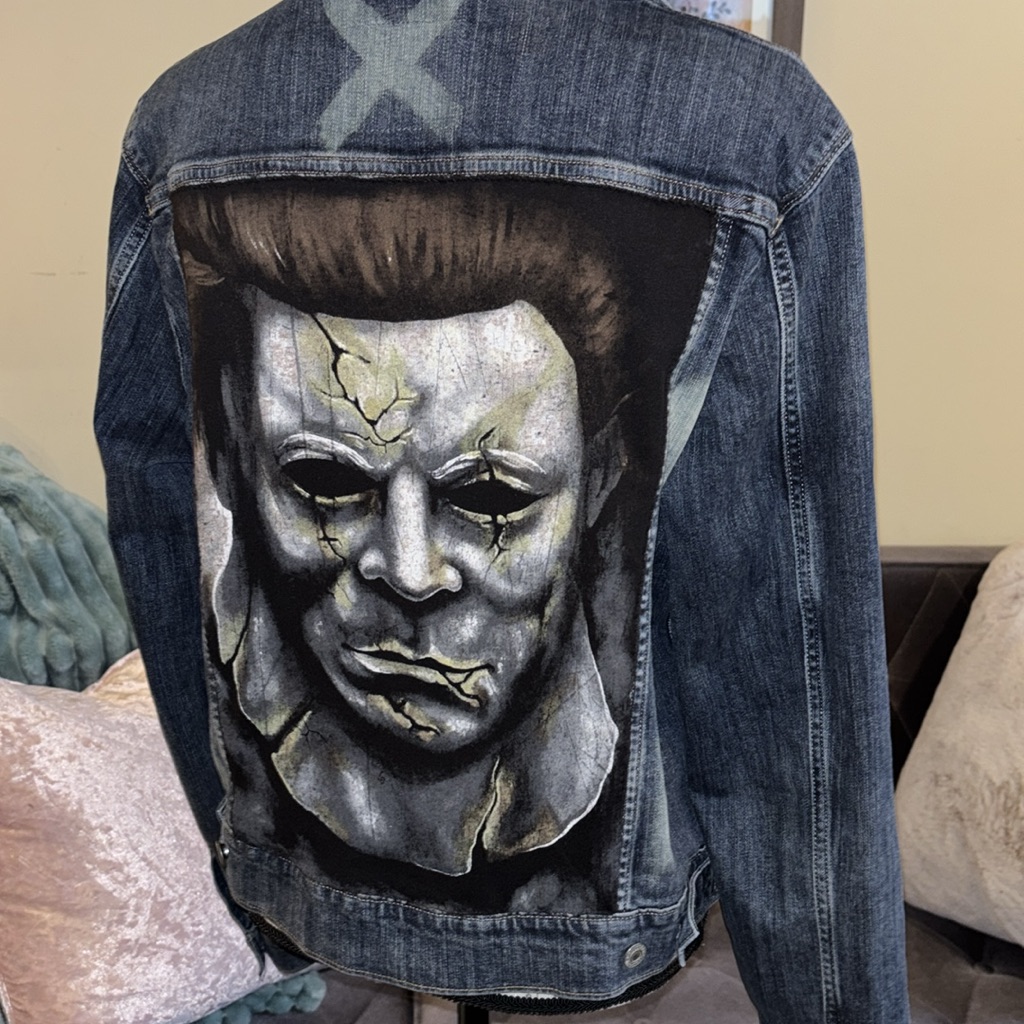 Mike Meyers Custom Levi Denim Jacket. Xl